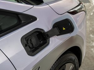 2023Younger (x)(ji)^