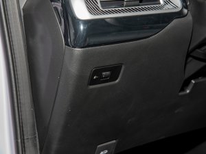 2023Younger п؅^(q)