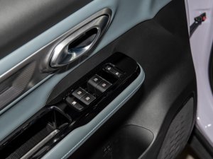 2023Younger п؅^(q)