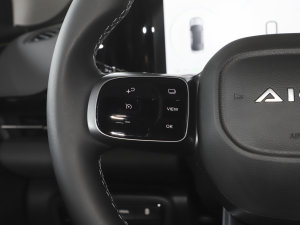 2023Plus 70  Ԫ п؅^