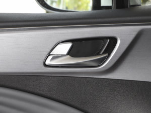 2023Plus 70  Ԫ п؅^