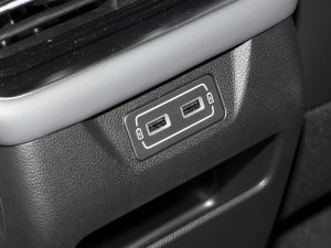 2023Plus 70  Ԫ п؅^