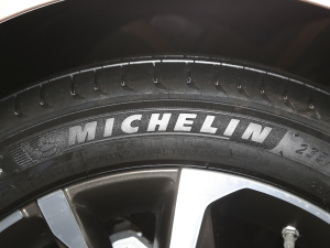 2023Plus 70 { Ԫ ݆̥Ʒ