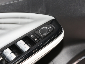 2023Plus 70 { Ԫ п؅^(q)