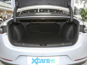 2023款Plus 70 智领版 磷酸铁锂 空间座椅