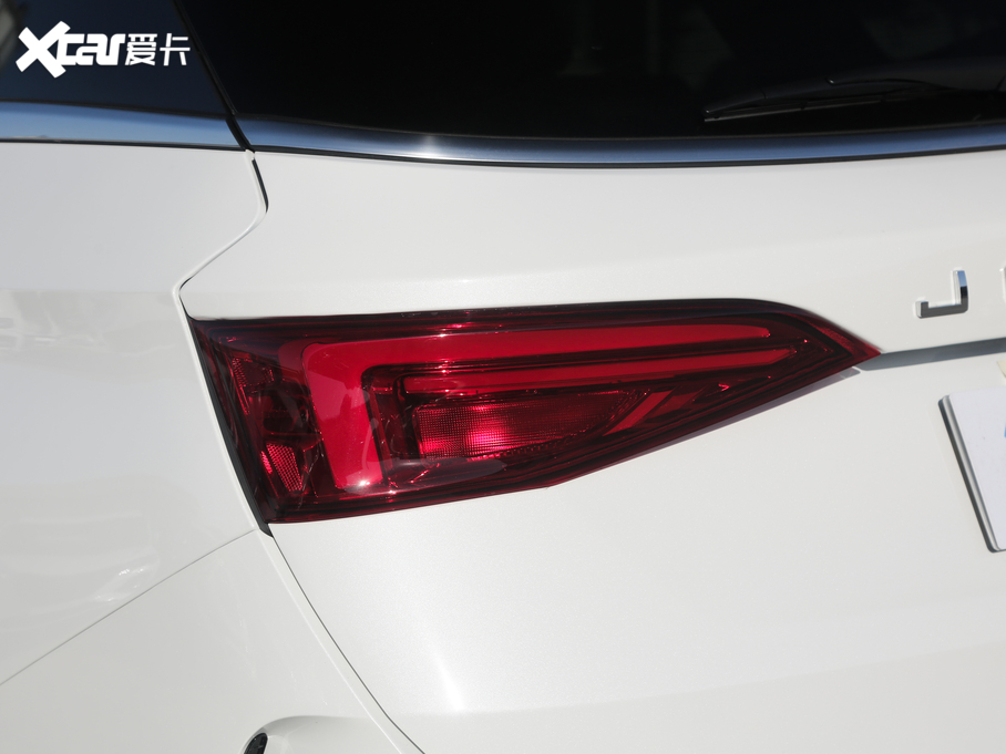 2020;X95 1.6T DCTPro 7