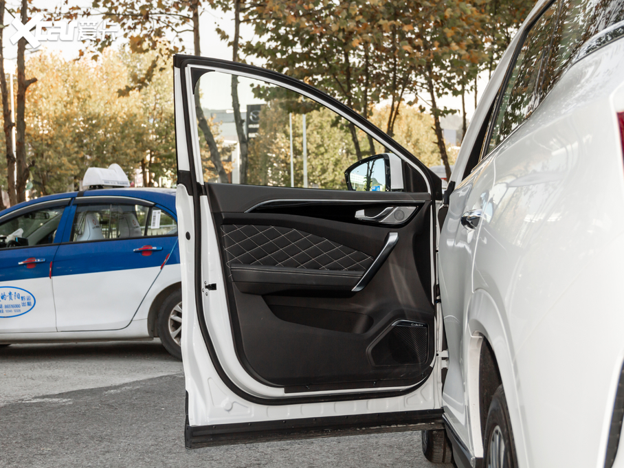 2020;X95 1.6T DCT̽Pro 6