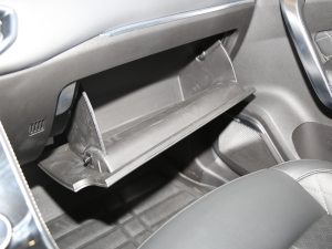 2020款1.6T DCT探索Pro 5座 手套箱