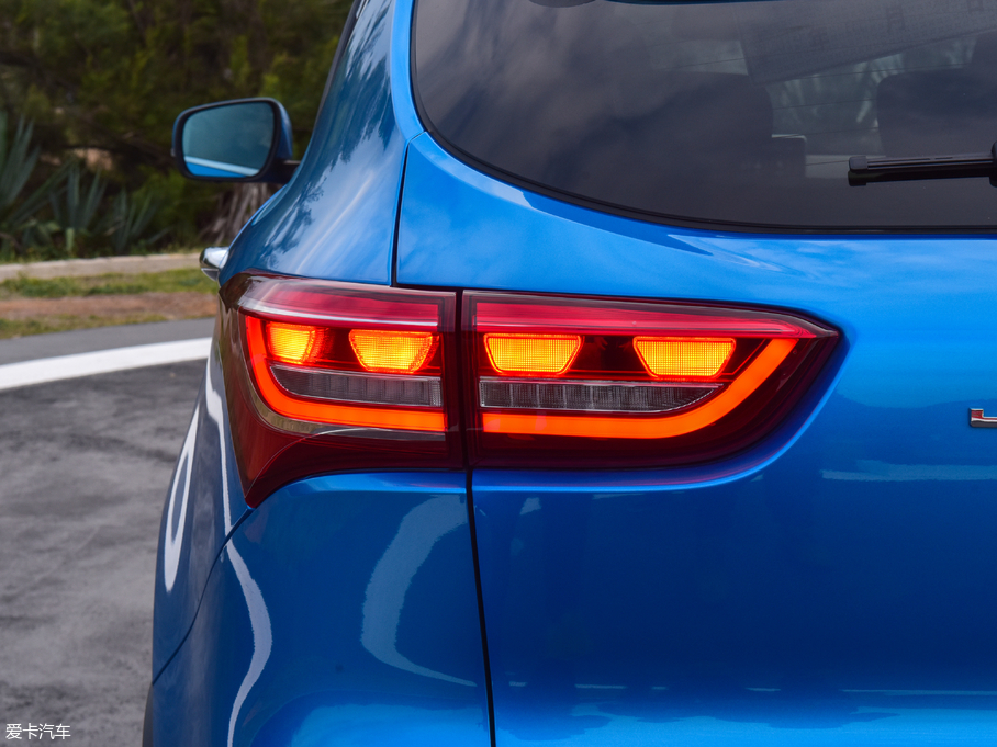 2019;X70S 1.5T Ԅ̽;