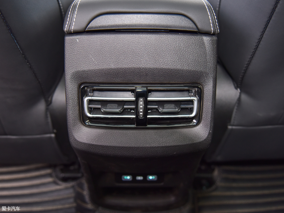 2019;X70S 1.5T Ԅ̽;