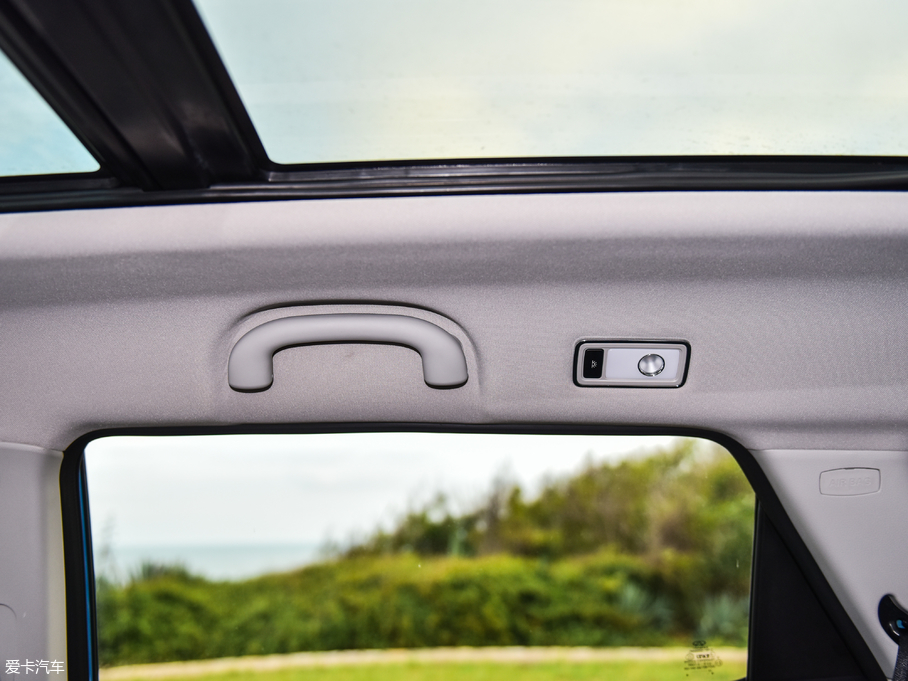 2019;X70S 1.5T Ԅ̽;