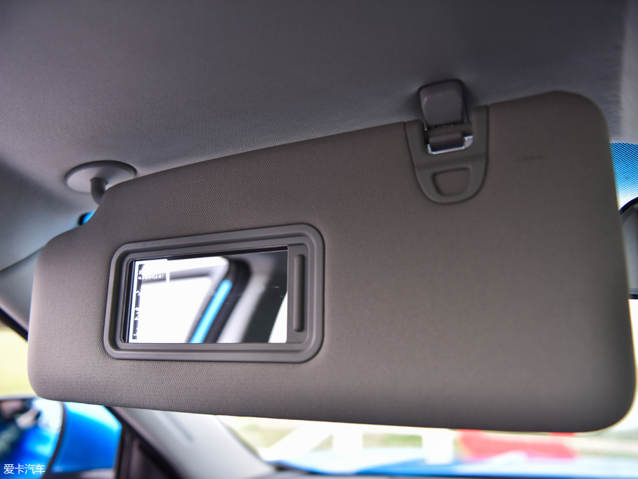 2019;X70S 1.5T Ԅ̽;