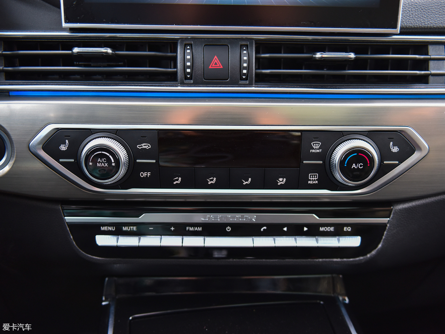 2019;X70S 1.5T Ԅ̽;