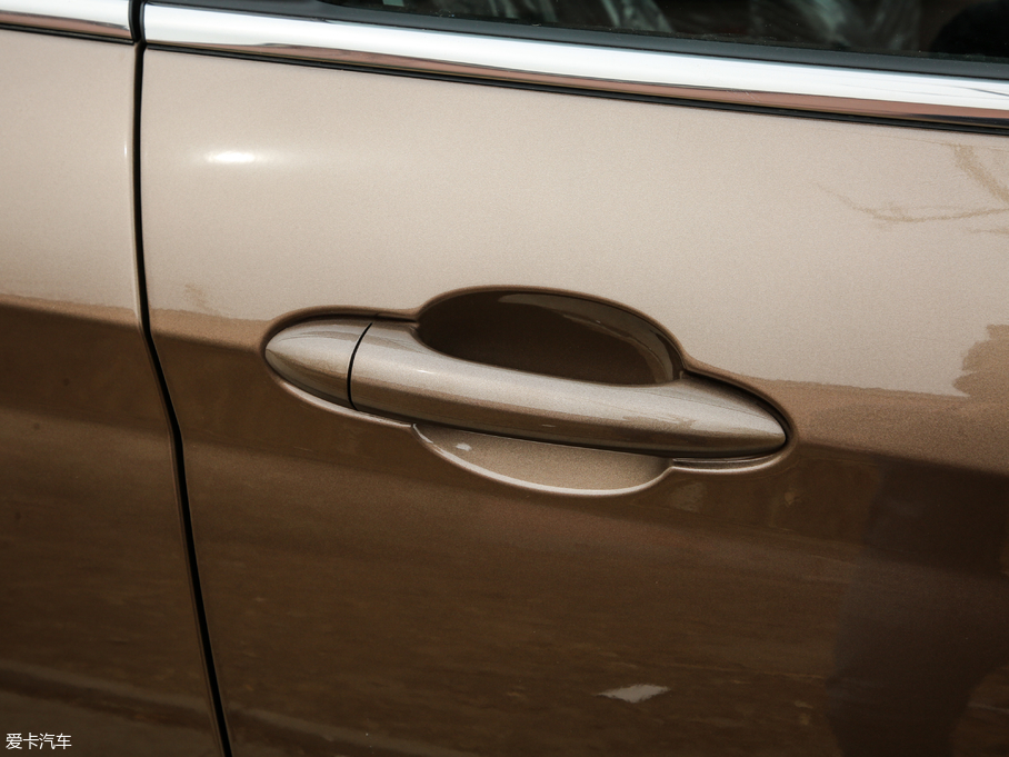 2019;X70S 1.5T Ԅ̽;