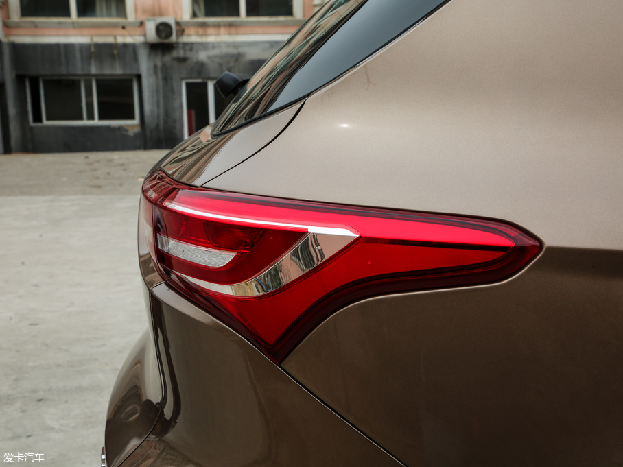 2019;X70S 1.5T Ԅ̽;