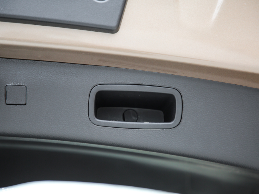 2019;X70S 1.5T Ԅ̽;