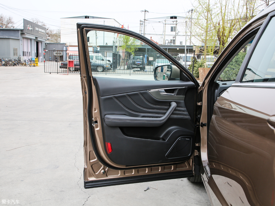 2019;X70S 1.5T Ԅ̽;