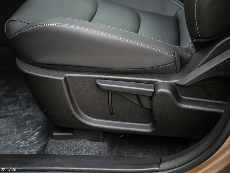 2019;X70S 1.5T Ԅ̽;