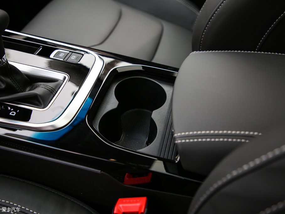 2019;X70S 1.5T Ԅ̽;