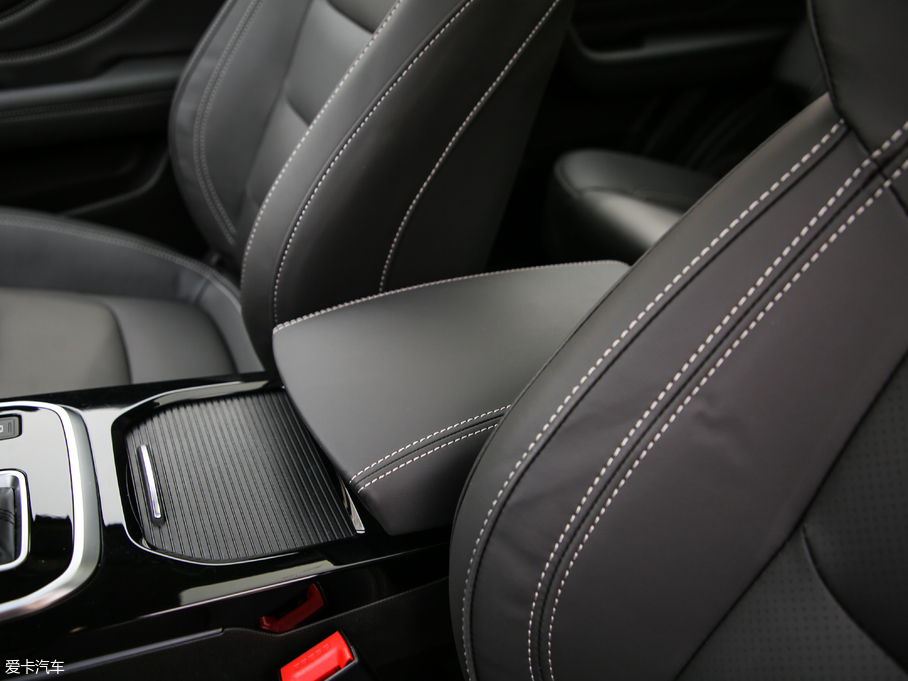 2019;X70S 1.5T Ԅ̽;