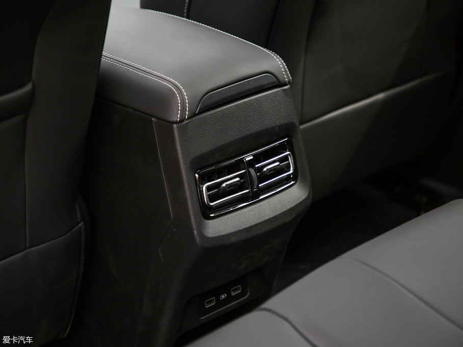 2019;X70S 1.5T Ԅ̽;