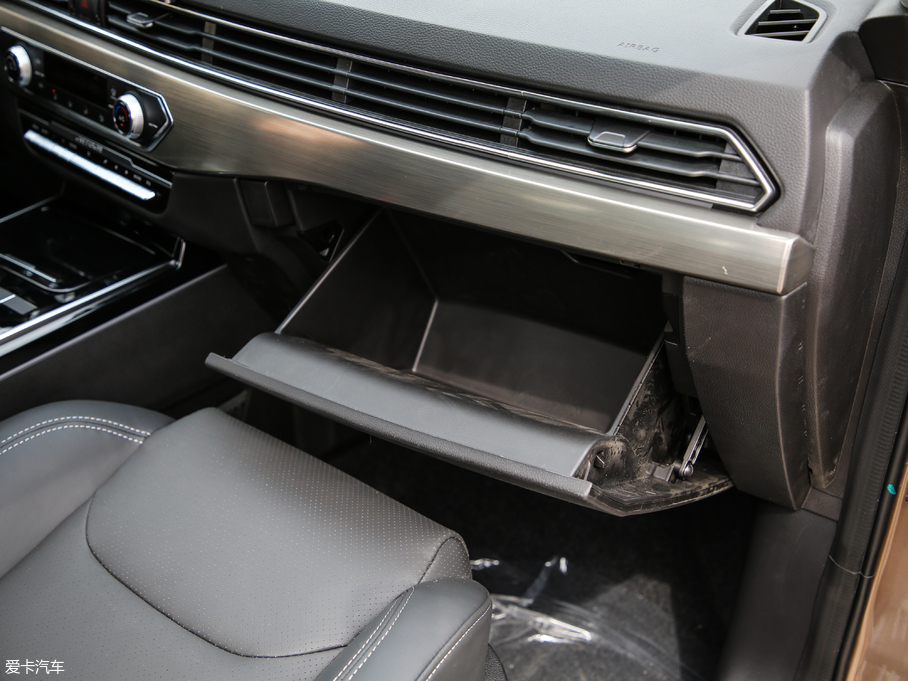 2019;X70S 1.5T Ԅ̽;