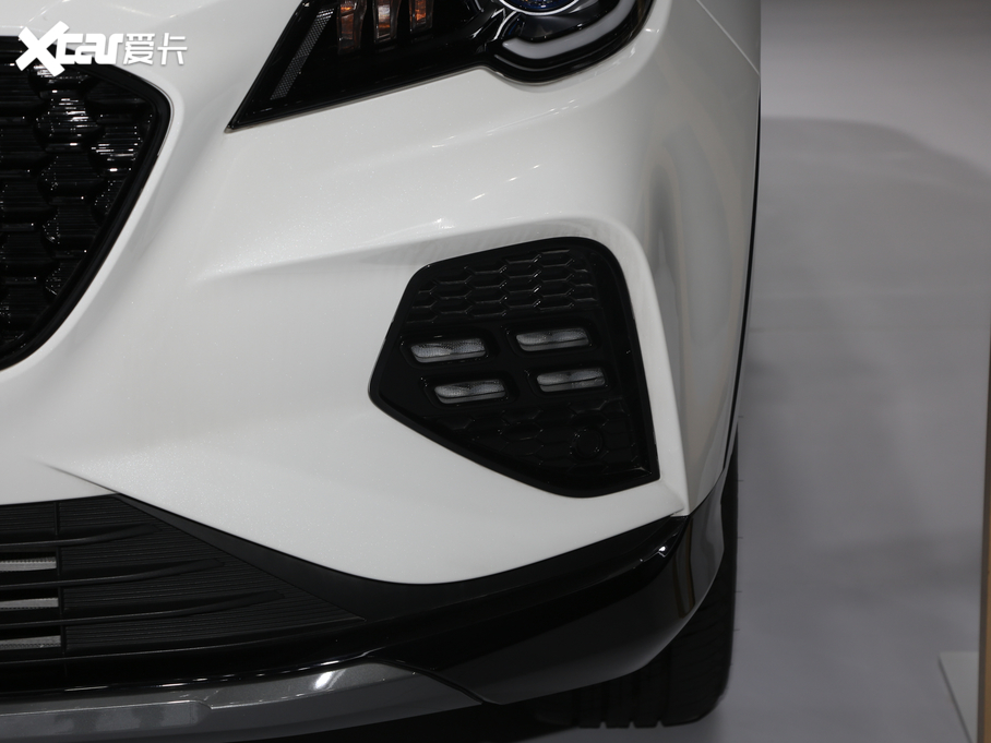 2020;X70 Coupe 1.6T DCT PLUS 7