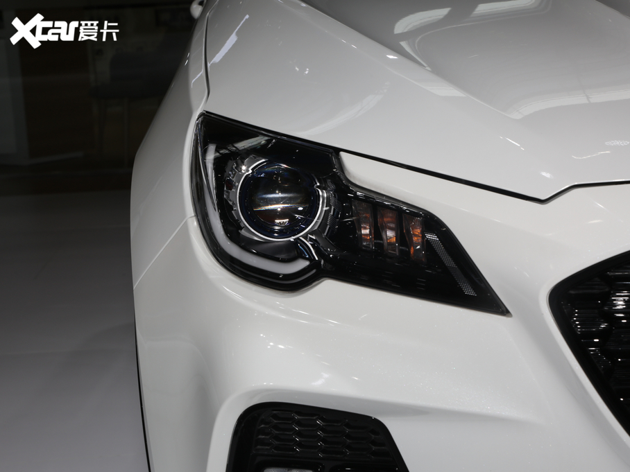 2020;X70 Coupe 1.6T DCT PLUS 7