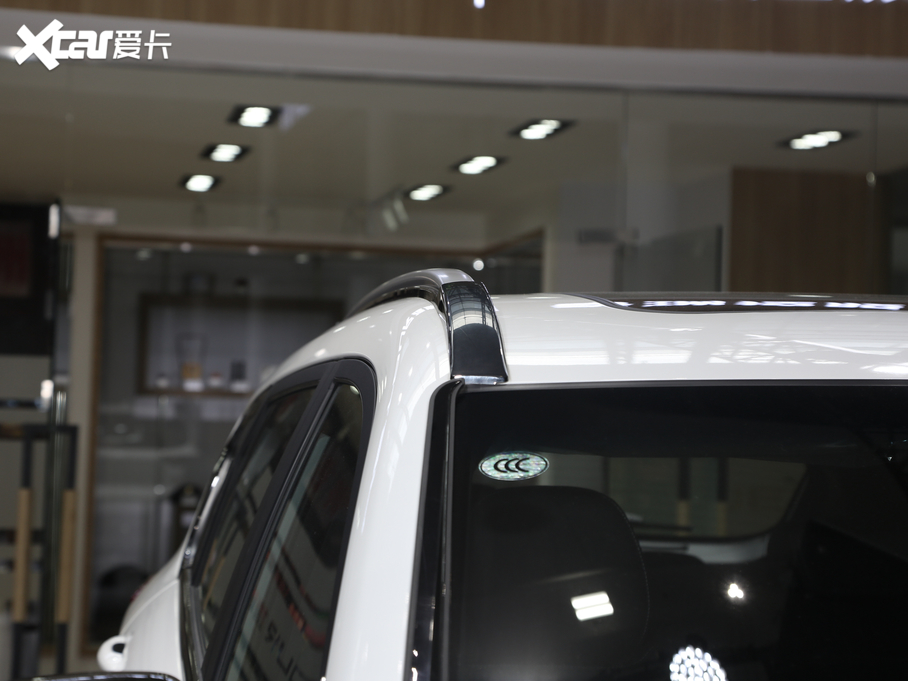 2020;X70 Coupe 1.6T DCT PLUS 7