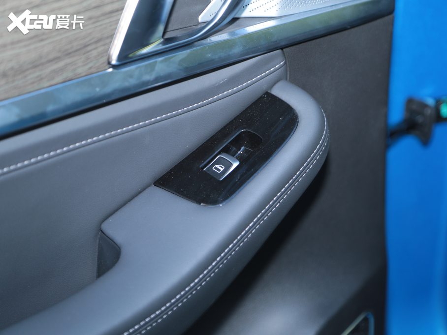 2020;X70 1.5T DCTа 5