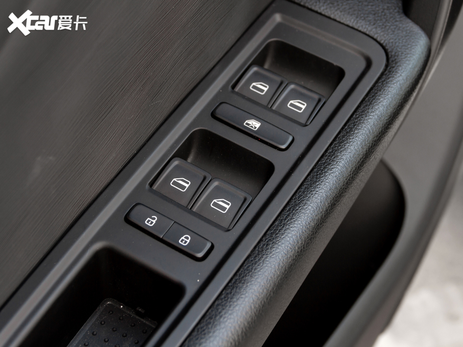 2020���;X70M M �Ŀ� 1.5T �քӻ���� 7��