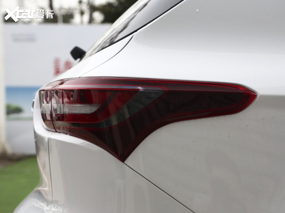 2021���;X70M M 1.5T �քӾ�Ӣ����� 7��