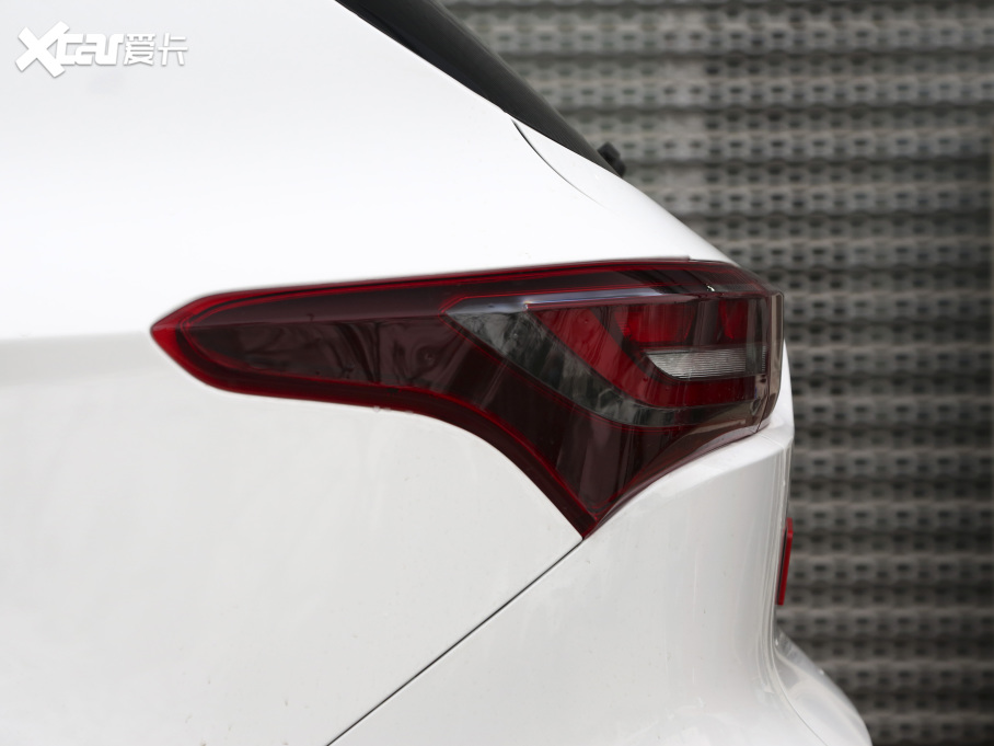 2021���;X70M M 1.5T �քӾ�Ӣ����� 7��