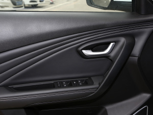 2021��M 1.5T �քӾ�Ӣ����� 7�� ���g����