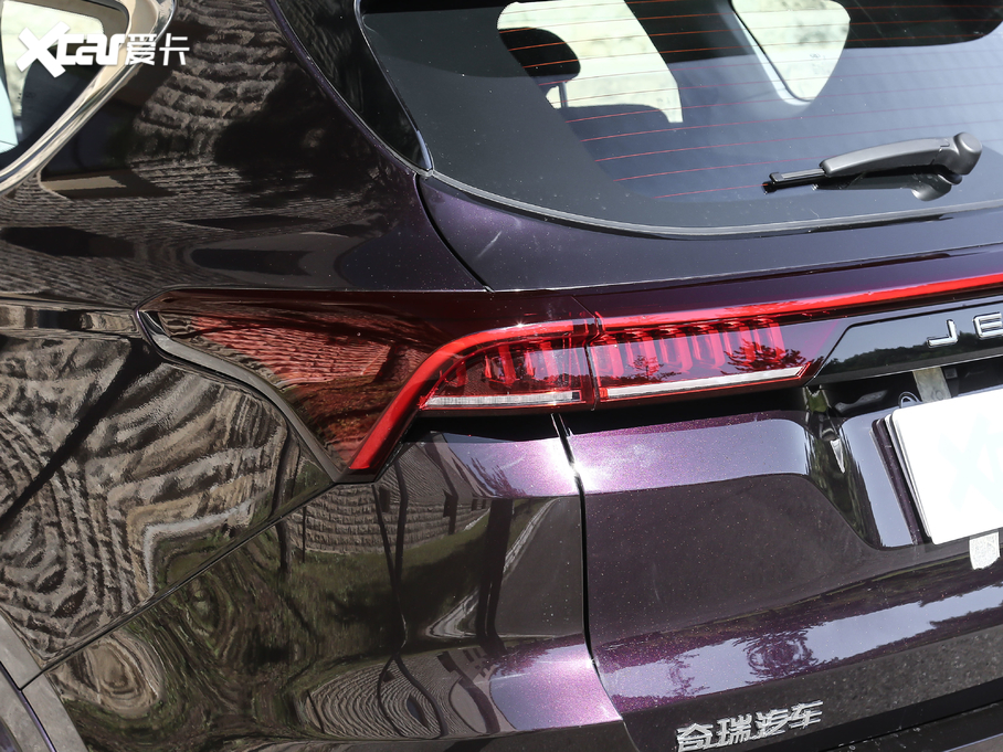 2021;X70 PLUS PLUS 1.6T DCT 5