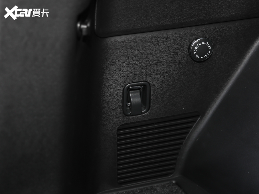 2021;X70 PLUS PLUS 1.6T DCT 5