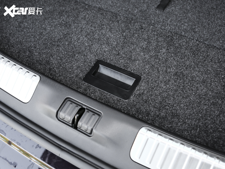 2021;X70 PLUS PLUS 1.6T DCT 5