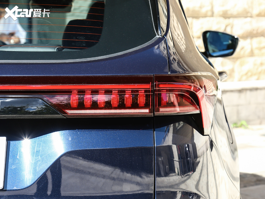 2021;X70 PLUS PLUS 1.6T DCT 7