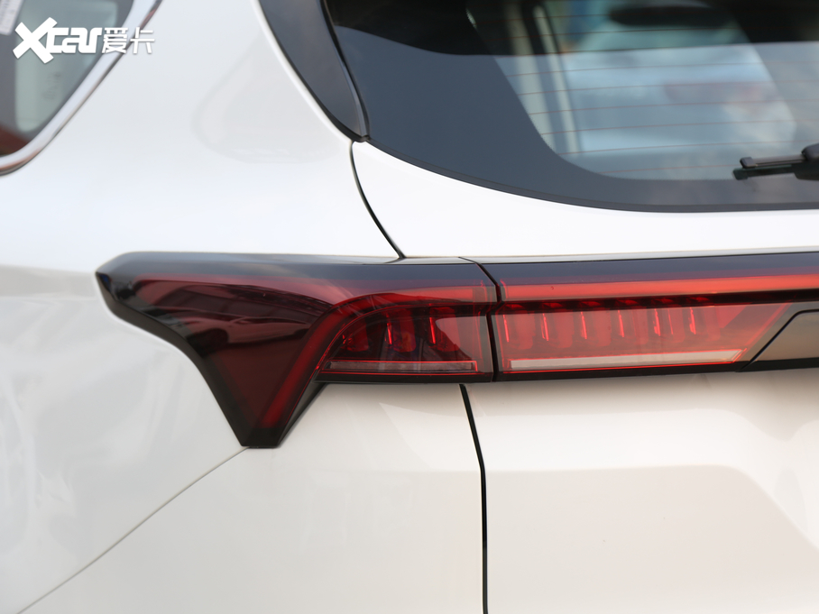 2021;X70 PLUS PLUS 1.6T DCT 5