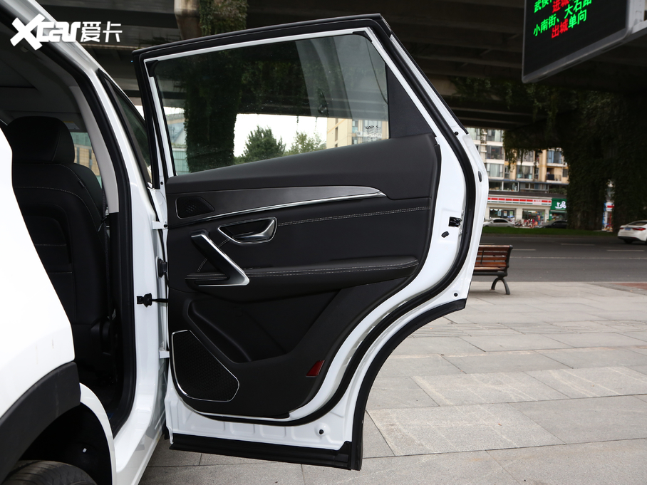 2021;X70 PLUS PLUS 1.5T DCTɽ 5