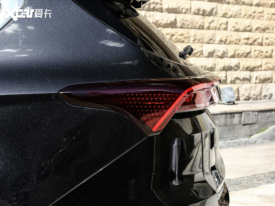 2021;X70 PLUS PLUS 1.6T DCT 7