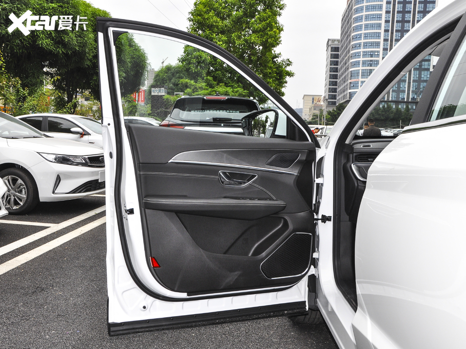 2021;X70 PLUS PLUS 1.5T ք 5