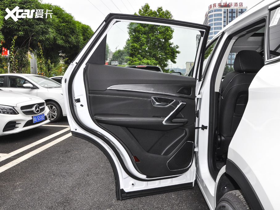 2021;X70 PLUS PLUS 1.5T ք 5