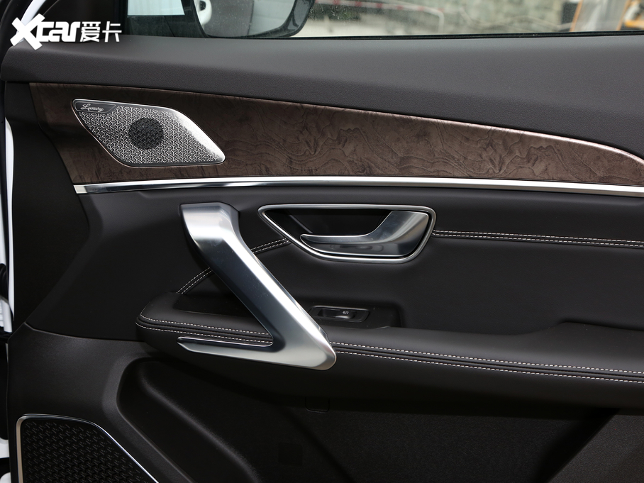 2021;X70 PLUS PLUS 1.6T DCT 5