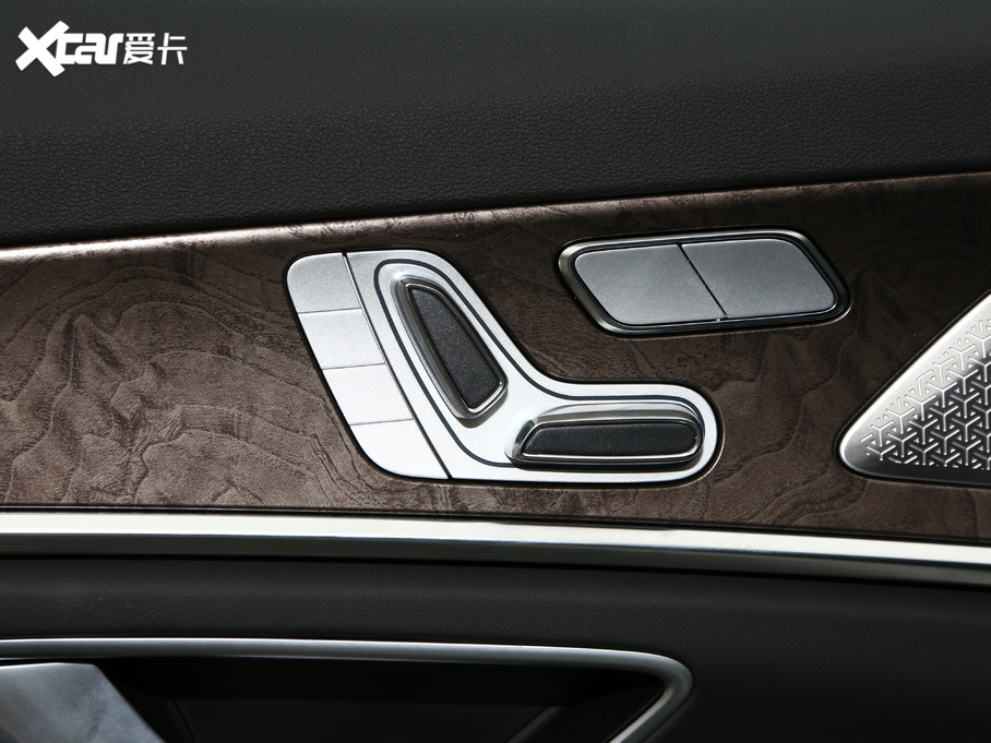 2021;X70 PLUS PLUS 1.6T DCT 5