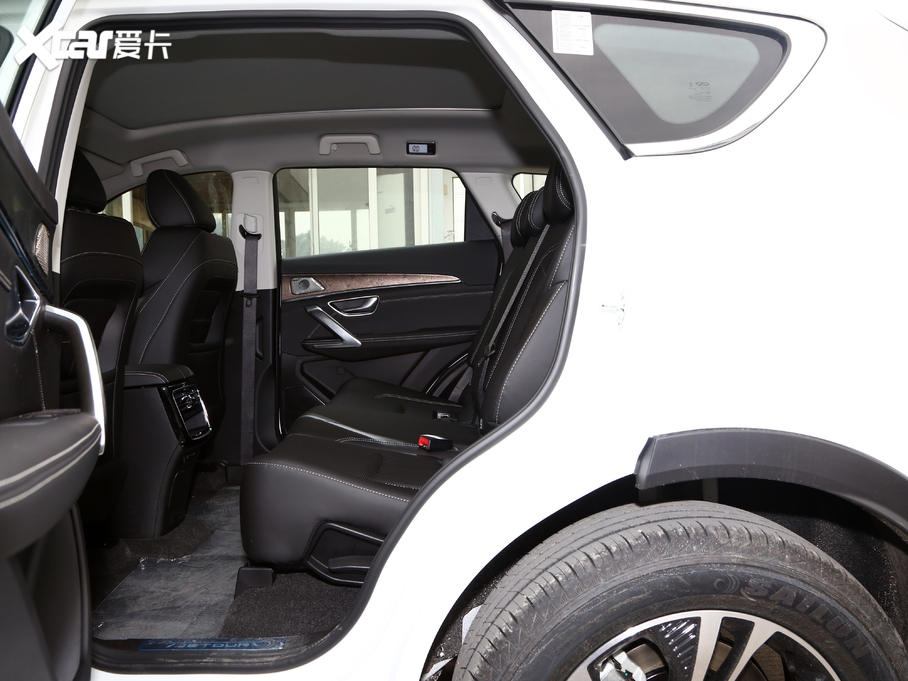 2021;X70 PLUS PLUS 1.6T DCT 5