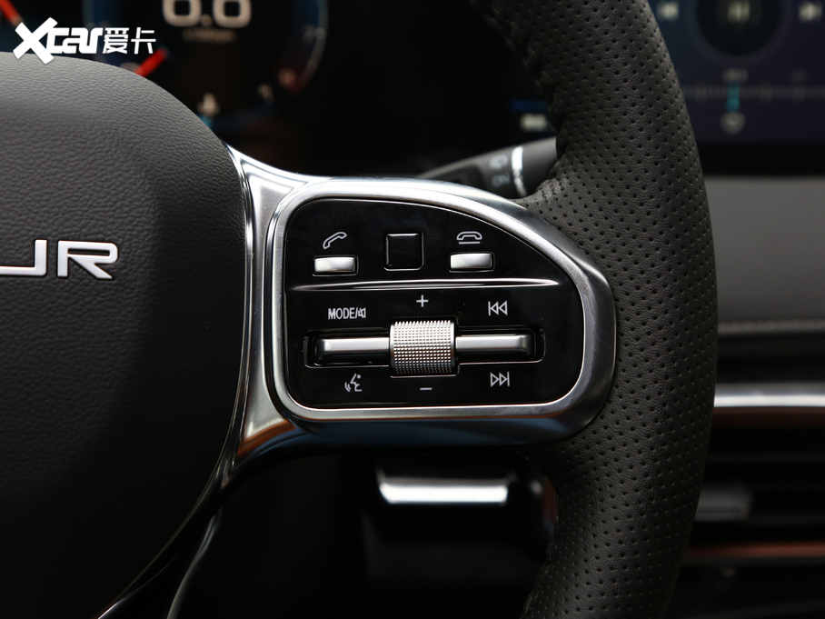 2021;X70 PLUS PLUS 1.6T DCT 5