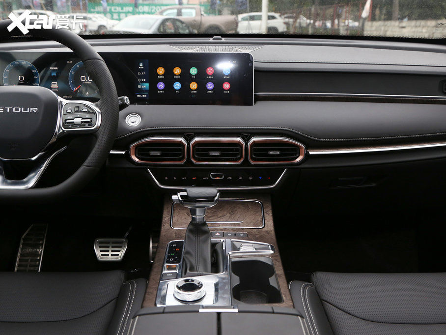 2021;X70 PLUS PLUS 1.6T DCT 5