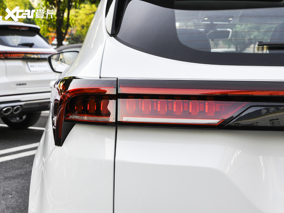 2021;X70 PLUS PLUS 1.6T DCT 6