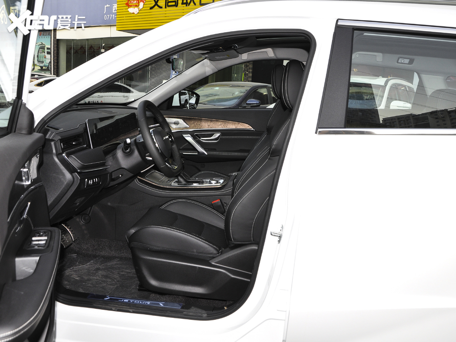 2021;X70 PLUS PLUS 1.6T DCT 6